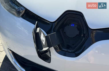 Хэтчбек Renault Zoe 2018 в 