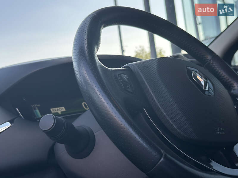 Хэтчбек Renault Zoe 2019 в Луцке