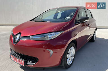 Хэтчбек Renault Zoe 2018 в 