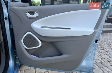 Хэтчбек Renault Zoe 2013 в 