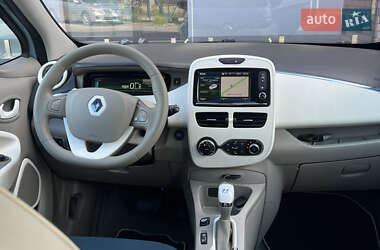 Хэтчбек Renault Zoe 2013 в 