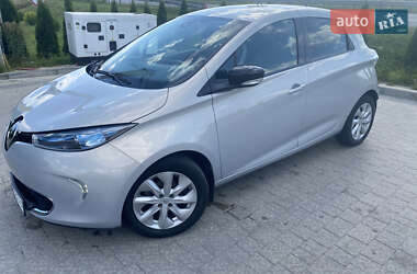 Хэтчбек Renault Zoe 2016 в 