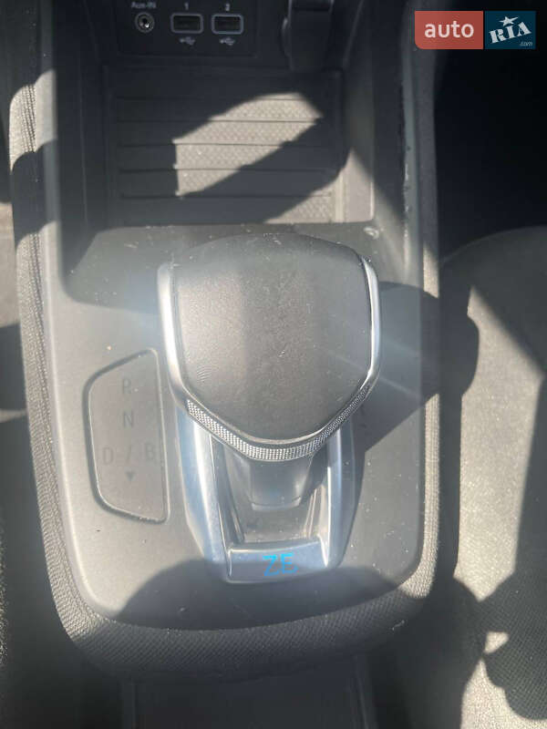 Хетчбек Renault Zoe 2020 в Вишгороді