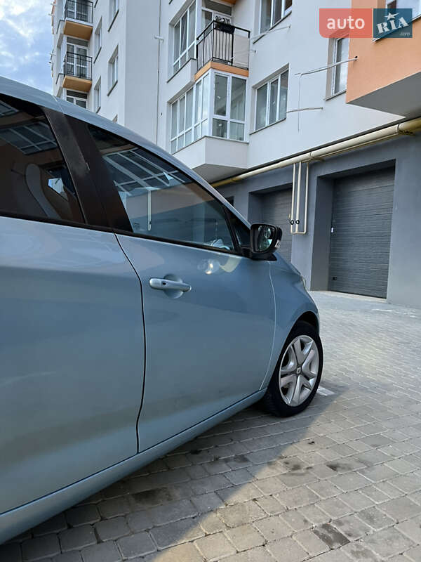 Хэтчбек Renault Zoe 2015 в Виннице фото 17 Хэтчбек Renault Zoe 2015 в Виннице