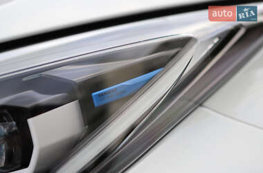 Хэтчбек Renault Zoe 2022 в 