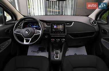 Хэтчбек Renault Zoe 2022 в 
