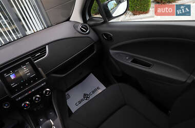Хэтчбек Renault Zoe 2022 в 
