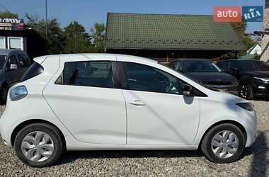 Хэтчбек Renault Zoe 2017 в 