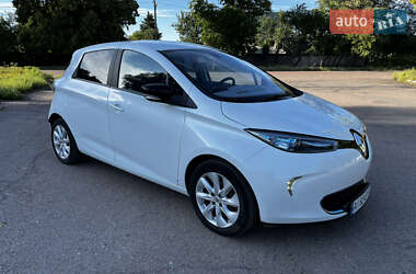 Хэтчбек Renault Zoe 2014 в 