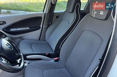 Хэтчбек Renault Zoe 2014 в 