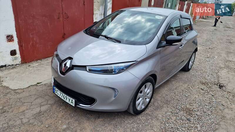 Хэтчбек Renault Zoe 2016 в Львове
