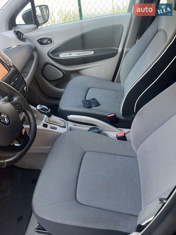 Хетчбек Renault Zoe 2013 в Тернополі фото 9 Хетчбек Renault Zoe 2013 в Тернополі