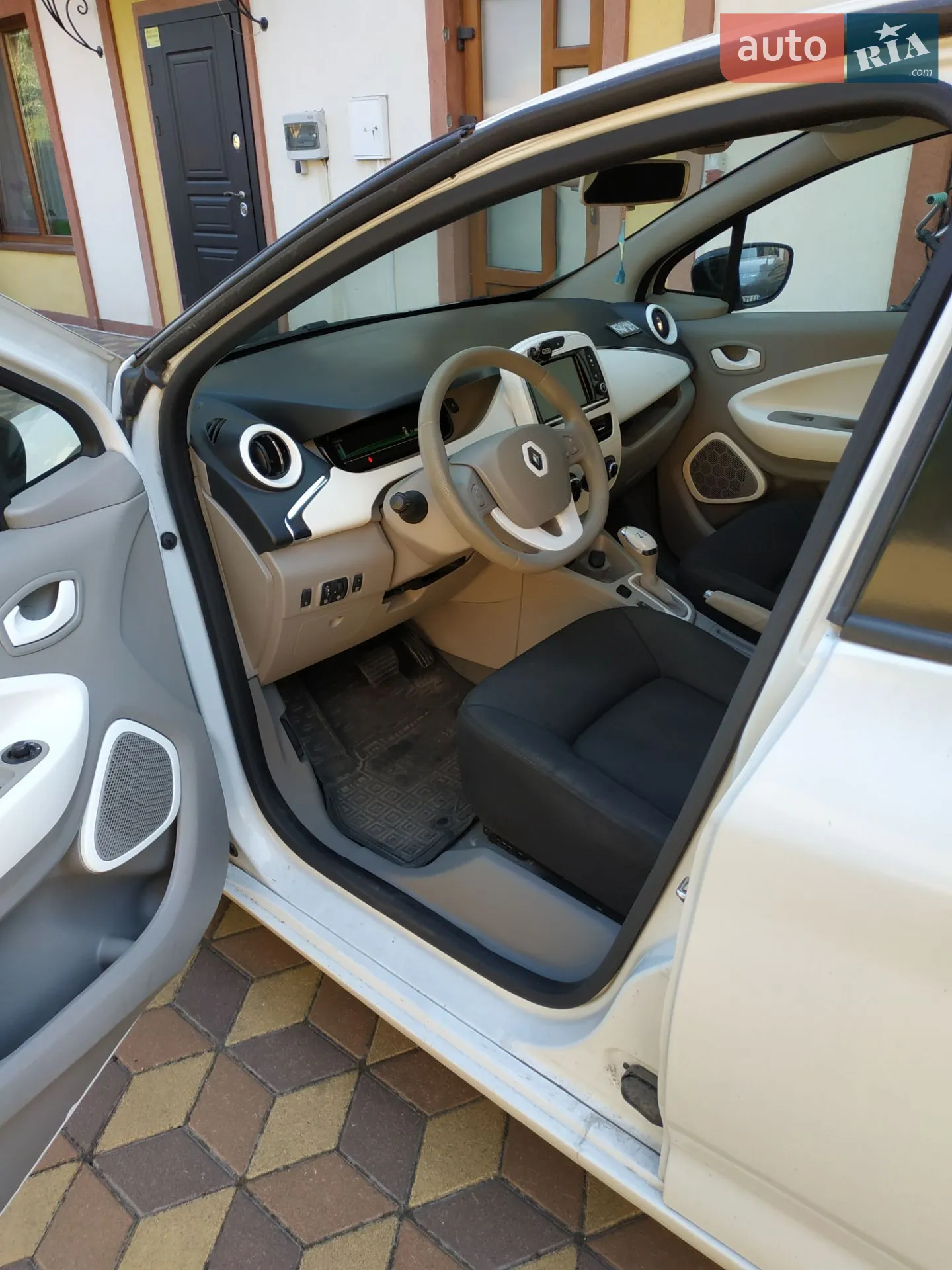 2016 Renault ZOE - мініатюра 10