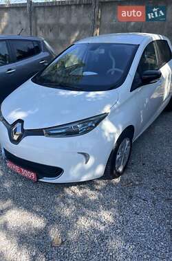 Хэтчбек Renault Zoe 2014 в 