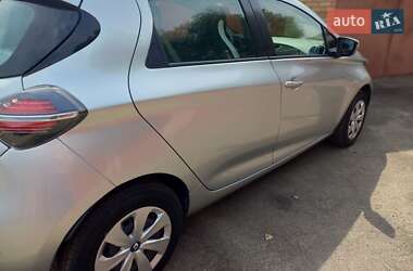 Хэтчбек Renault Zoe 2020 в 