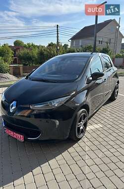 Хэтчбек Renault Zoe 2013 в 