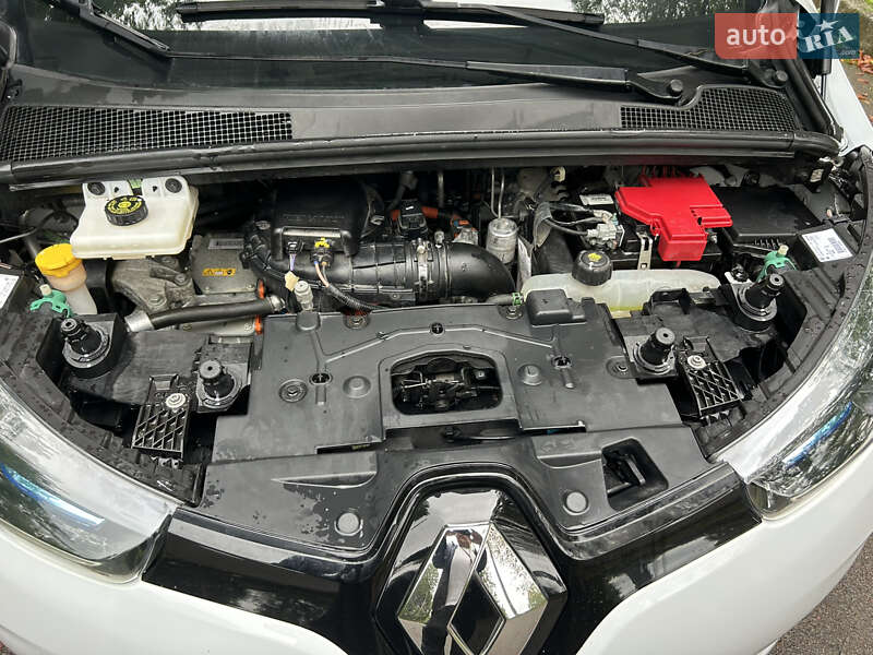 Хэтчбек Renault Zoe 2017 в Трускавце
