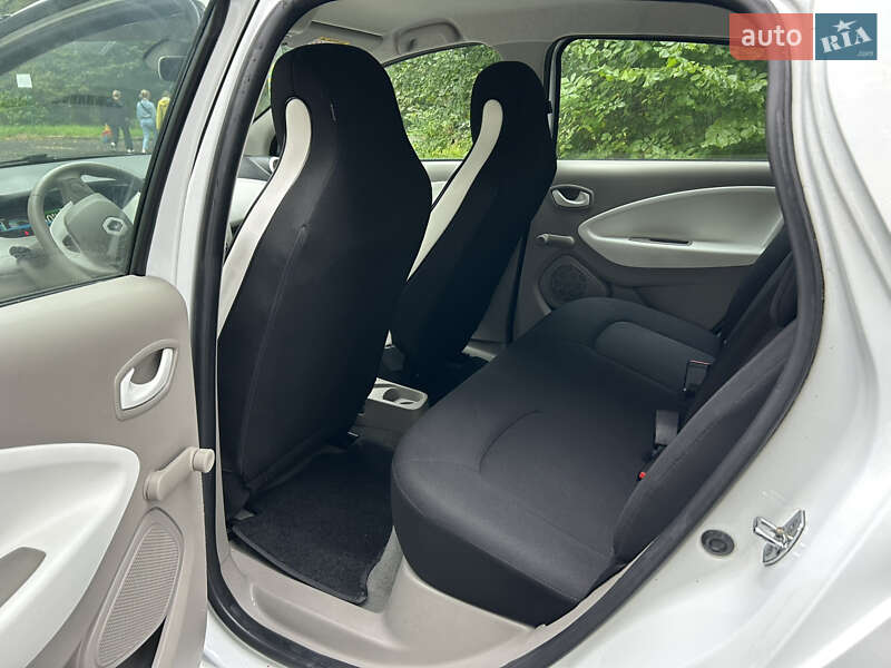Хэтчбек Renault Zoe 2017 в Трускавце