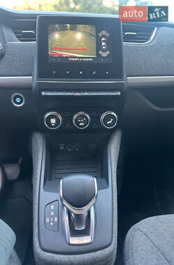 Хэтчбек Renault Zoe 2020 в 