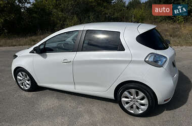 Хэтчбек Renault Zoe 2014 в 