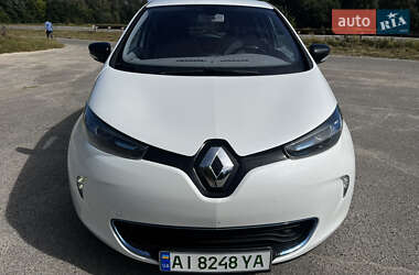 Хэтчбек Renault Zoe 2014 в 