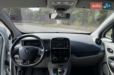 Хэтчбек Renault Zoe 2014 в 