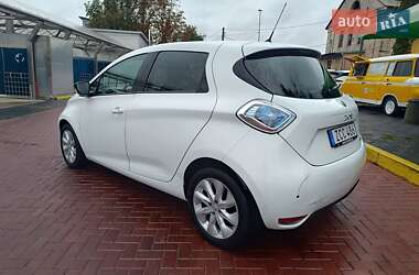Хэтчбек Renault Zoe 2017 в 