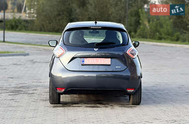 Хетчбек Renault Zoe 2017 в 