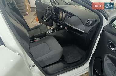 Хэтчбек Renault Zoe 2021 в 