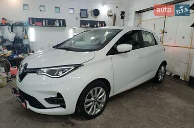 Хэтчбек Renault Zoe 2021 в 