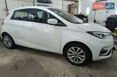 Хэтчбек Renault Zoe 2021 в 