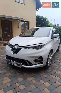 Хэтчбек Renault Zoe 2021 в 