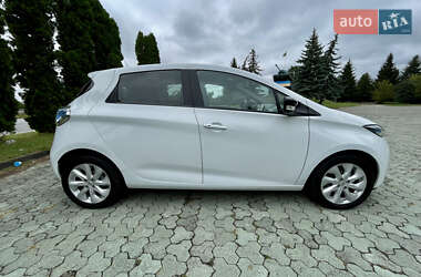 Хэтчбек Renault Zoe 2017 в 