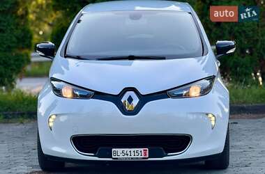 Хэтчбек Renault Zoe 2017 в 