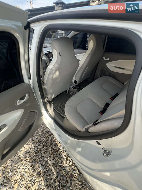 Хетчбек Renault Zoe 2013 в Коломиї