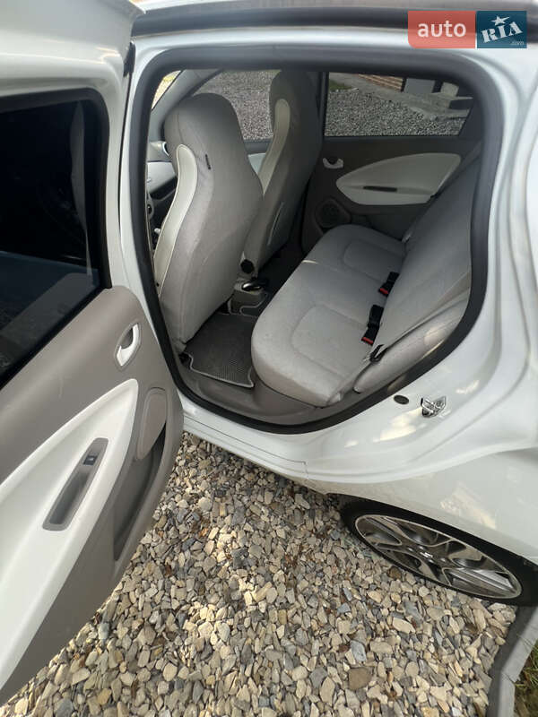 Хетчбек Renault Zoe 2013 в Коломиї