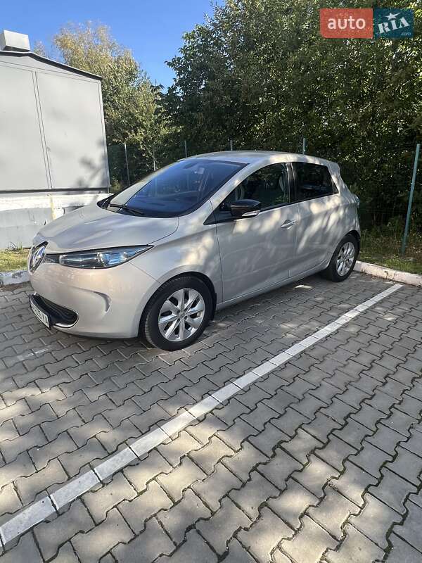 Хетчбек Renault Zoe 2015 в Хмельницькому