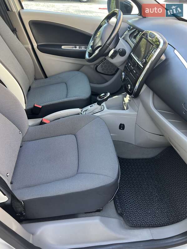 Хетчбек Renault Zoe 2015 в Хмельницькому