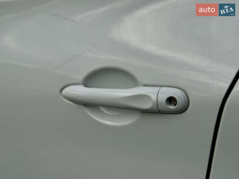 Хэтчбек Renault Zoe 2014 в Виннице