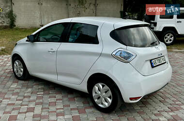 Хэтчбек Renault Zoe 2014 в 
