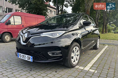 Хэтчбек Renault Zoe 2020 в 