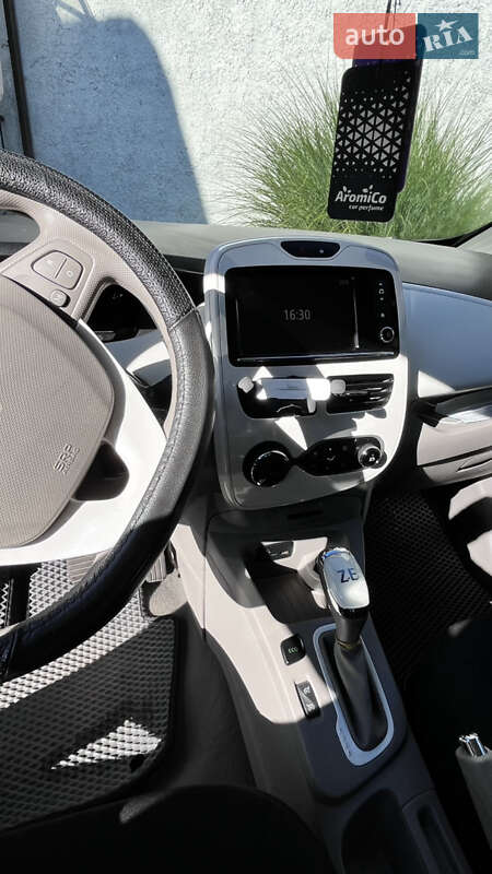 Хэтчбек Renault Zoe 2019 в Львове