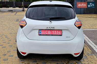 Хэтчбек Renault Zoe 2020 в 