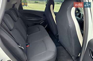Хэтчбек Renault Zoe 2020 в 