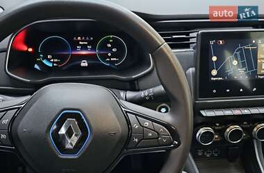 Хэтчбек Renault Zoe 2020 в 