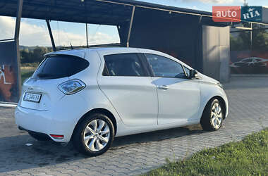 Хэтчбек Renault Zoe 2015 в 