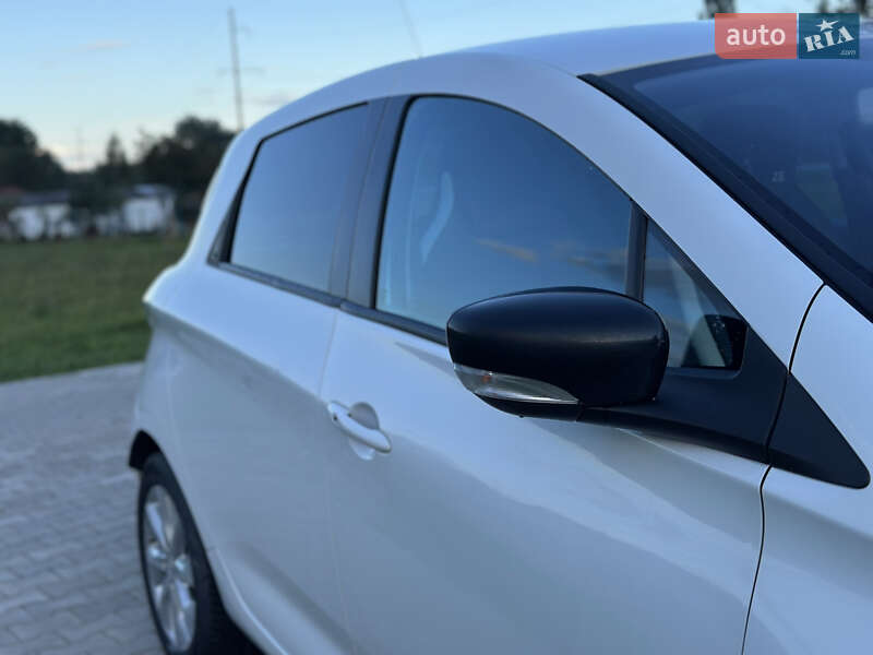 Хэтчбек Renault Zoe 2015 в Черновцах фото 20 Хэтчбек Renault Zoe 2015 в Черновцах