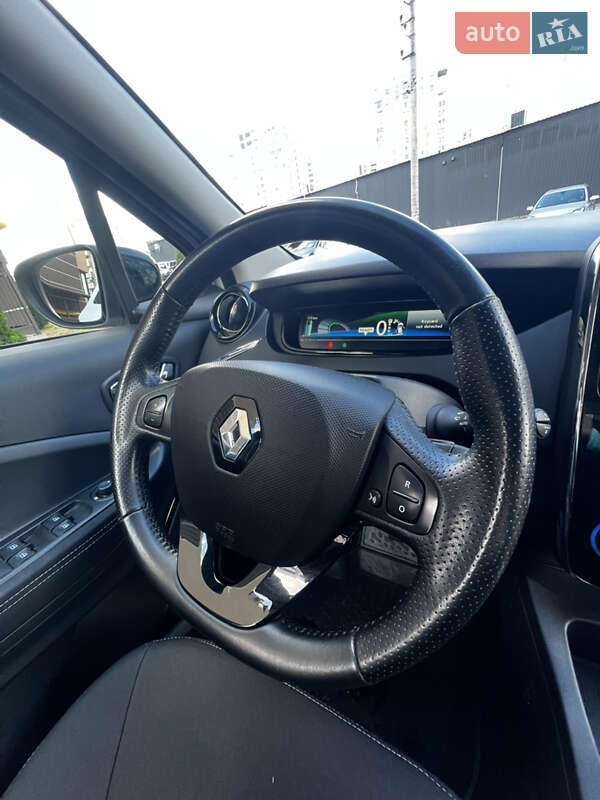Хетчбек Renault Zoe 2017 в Києві фото 24 Хетчбек Renault Zoe 2017 в Києві