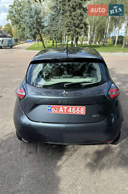 Хэтчбек Renault Zoe 2020 в 