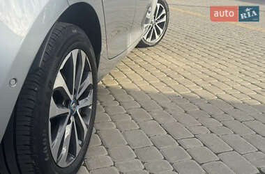 Хэтчбек Renault Zoe 2020 в 